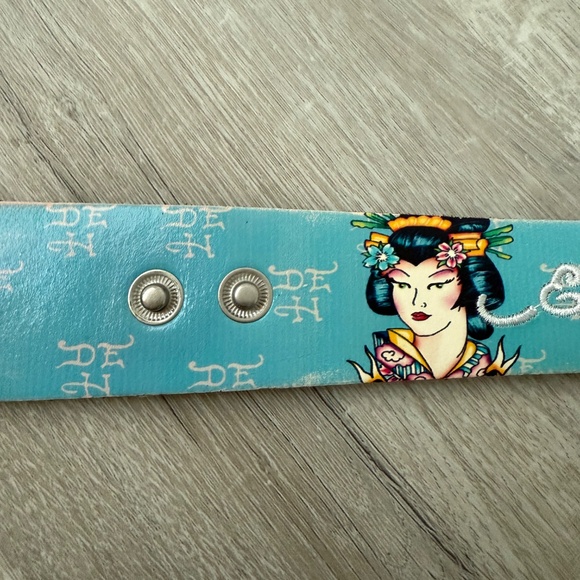 Ed Hardy Sky Blue Embroidered Snap Wrap Bracelet Genuine Leather - Picture 10 of 12